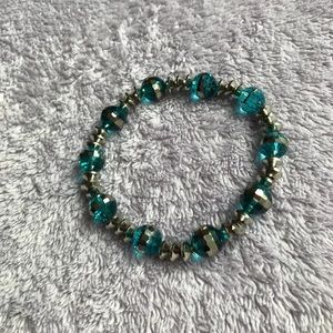 Sparkling Stretchy Turquoise & Silver Bracelet